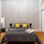 Spacious 2 Bed Apartment In City Centre