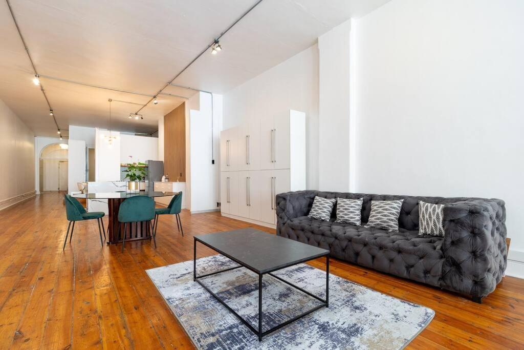 Apartment Spacious 2 Bed In Centre Cape Town
